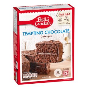 Betty Crocker Tempting Chocolate Cake Mix Süteménypor 425g
